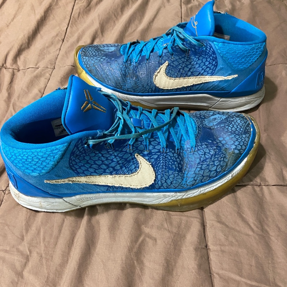 Nike Kobe A.D “Demar DeRozen”  Sneakers